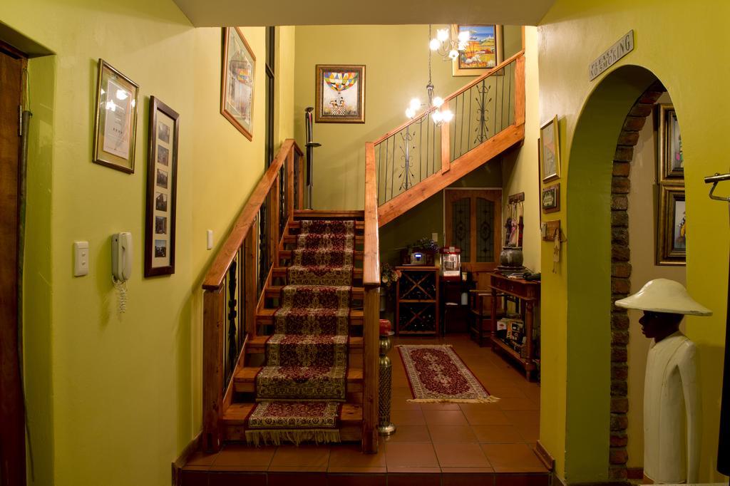 La Boheme Gastehuis บลูมฟอนเทน ภายนอก รูปภาพ